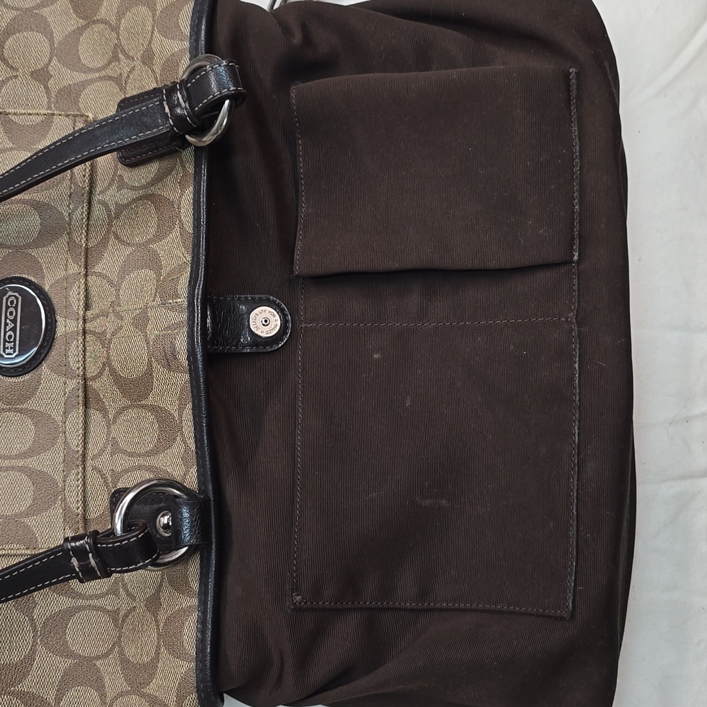 Coach Tan and Black Signature Leather Hand Bag - Picture 7 of 16